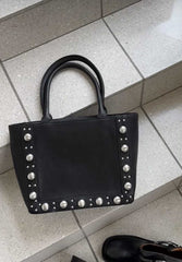 Handtasche mit Nieten