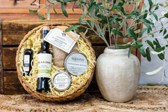 Millpress Imports gifts Bread Lover’s Gift Basket with Handmade Terracotta Bread Warmer