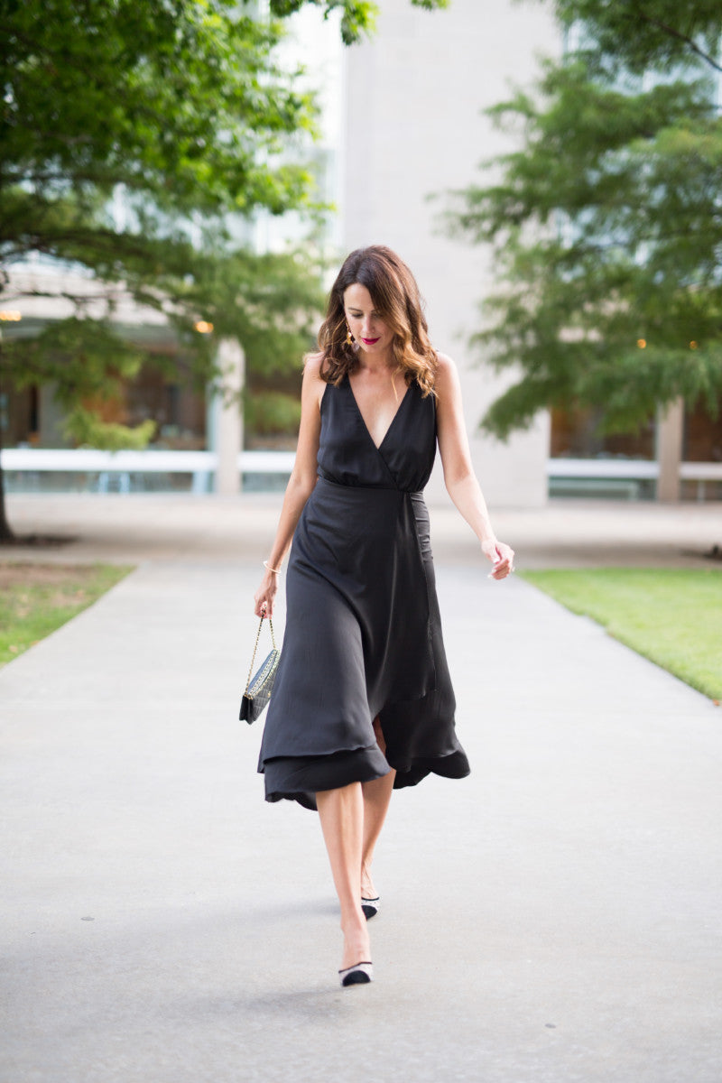 30 Black Dresses for a Wedding Guest- Style Guide 2025