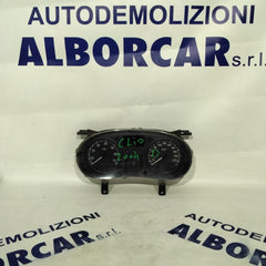 quadro strumenti/contachilometri/veglia renault clio anno 2004 codice:P8200276525