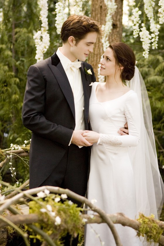 Get an up-close look at the real 'Twilight' wedding dress