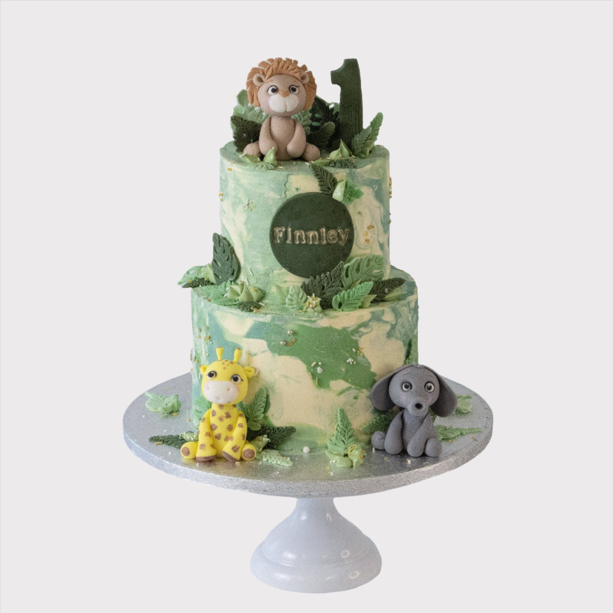 Jungle safari kindertaart met 3D fondant dieren, gepersonaliseerd en lokaal bezorgd in Zeist