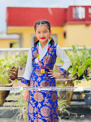 Tharu Cultural Dress Sauraha Nepal January 2020 Traditional Tharu Dance Sauraha Nepal