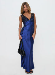 Voila Lace Maxi Dress Navy / Black