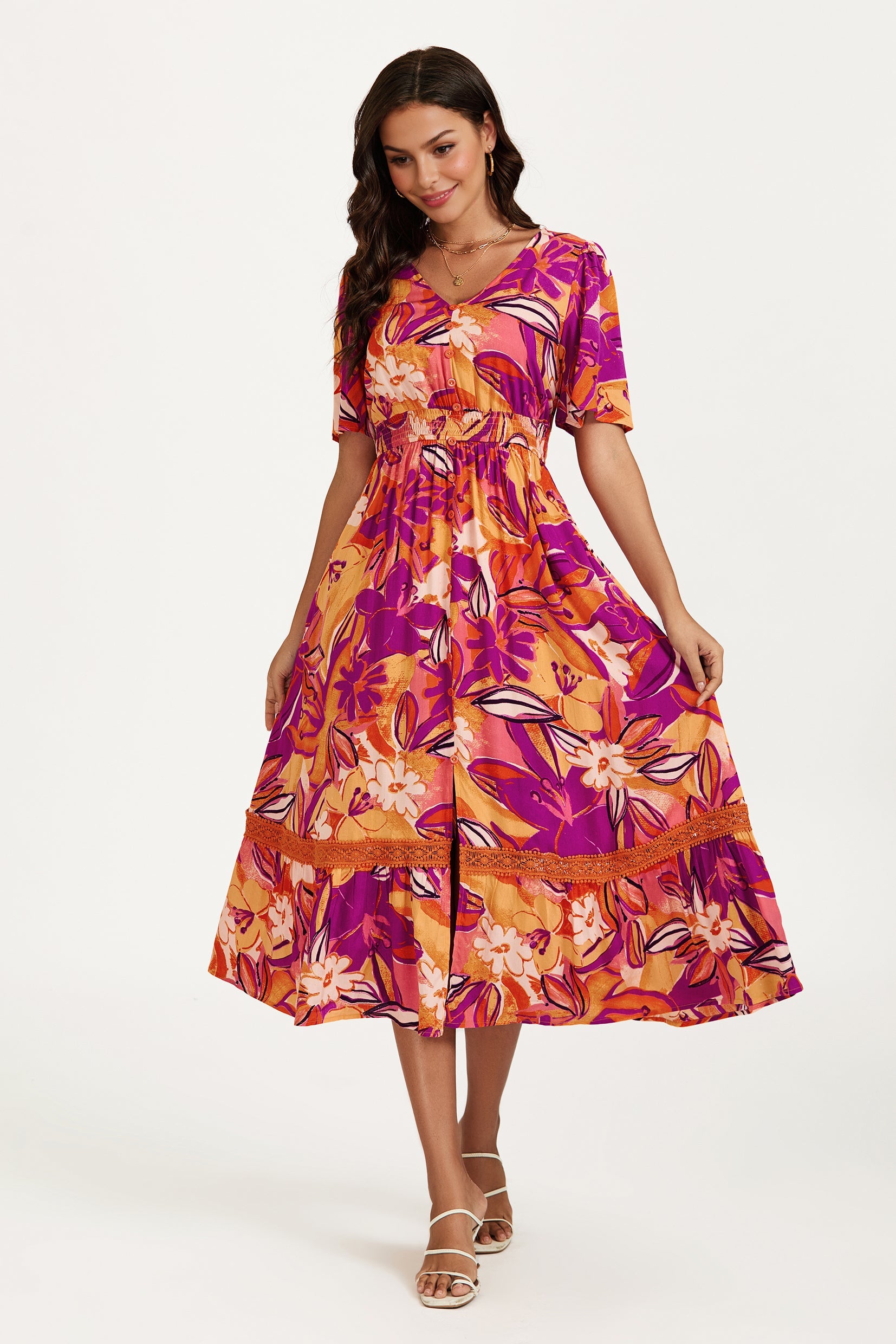 Maxikleid mit Blumenmuster und Knopfleiste in Rosa-Orange