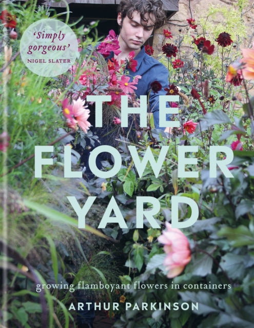 Binding: Hardcover
Description: Arthur Parkinson's town garden is like a path of pots a tiny exposed stage on bricks. Despite its small size a flower - filled jungle in Venetian tones is grown here each year in defiance of urbanisation.