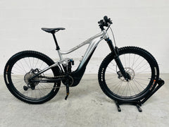 Giant Trance E+1