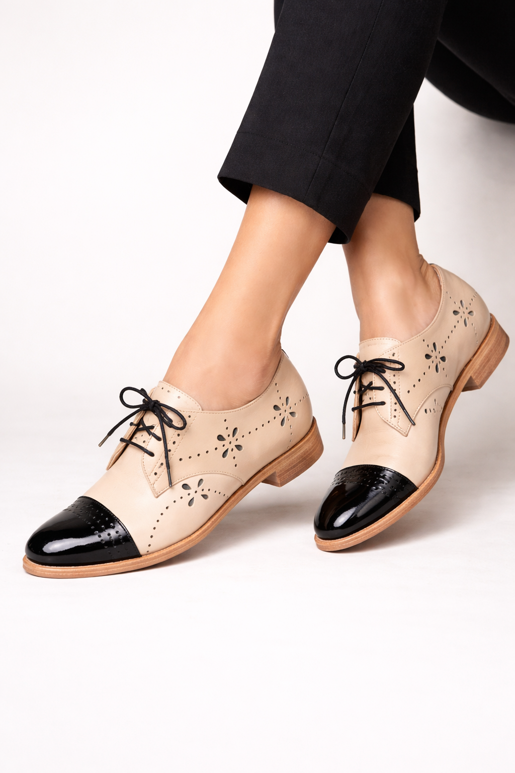 Chaussures oxford à lacets pour femmes au design élégant - Désirée