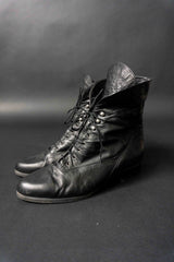 Schwarze Vintage Stiefeletten im Witchy-Look der 80er