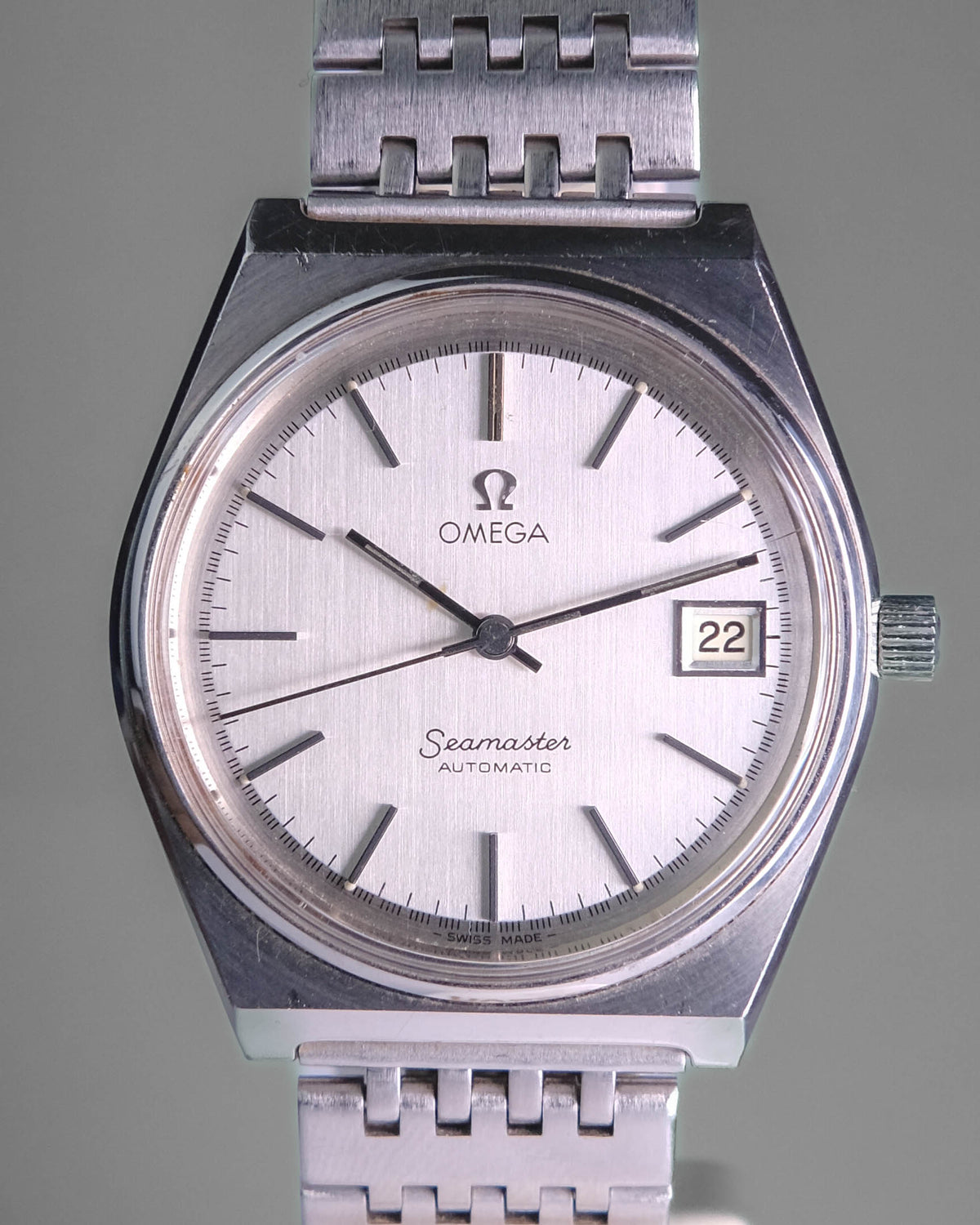 Omega Seamaster Vintage 70's Integrated bracelet style watch 166.0203