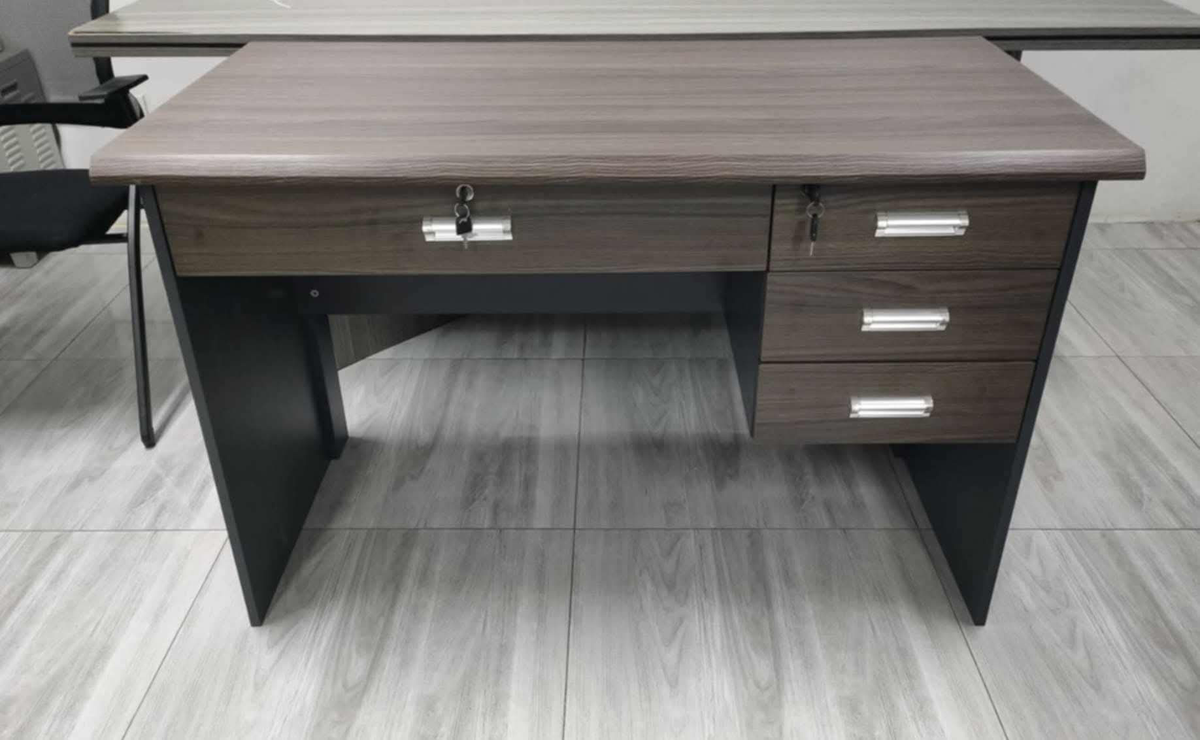 HF 1208 1.2 Office Table