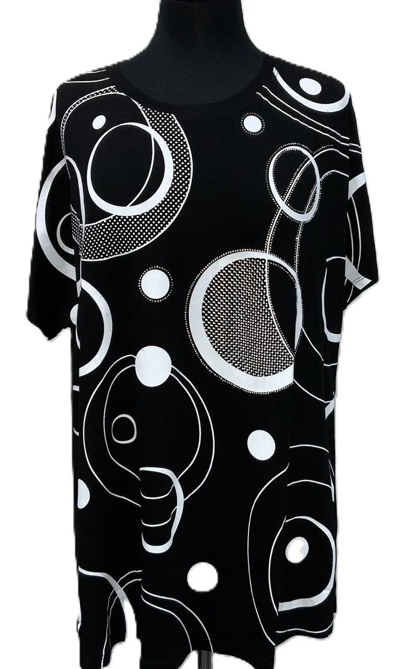 Black & White Circles Cotton-Blend Top (Only 1 2XL Left!)