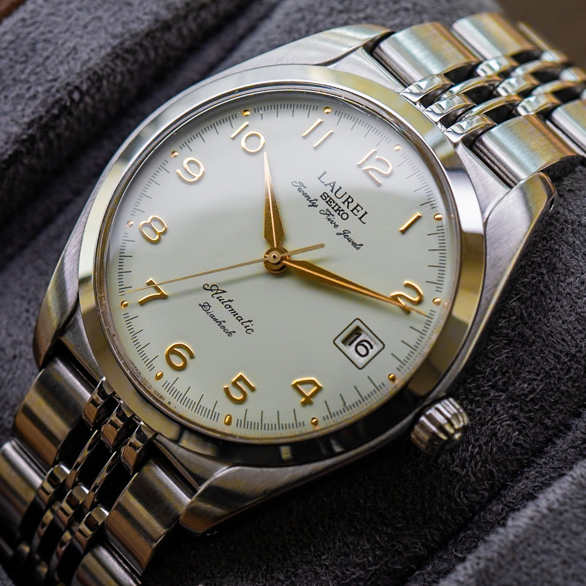 Seiko LHAM601; 4S15-0020 "Laurel"
