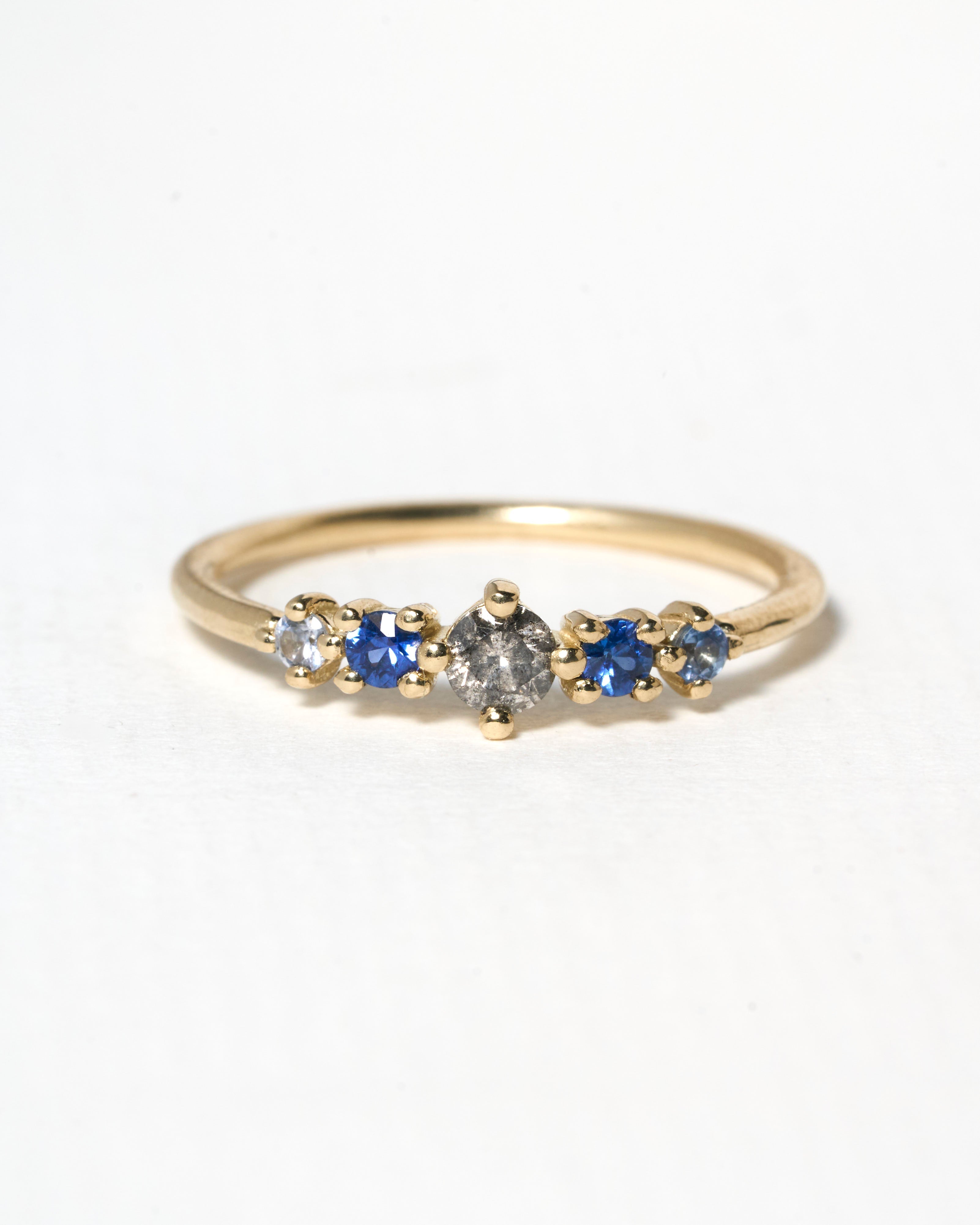 Ring Marie met saffier en diamant