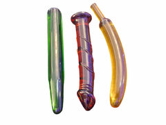 ¡Explora una nueva dimensión de placer con nuestros dildos de cristal inspirados en frutas y verduras! Diseñados para ser visualmente atractivos y funcionalmente placenteros, estos juguetes ofrecen una experiencia única
