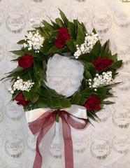 Corona d'Alloro - Rose bordeaux e Gypsophila