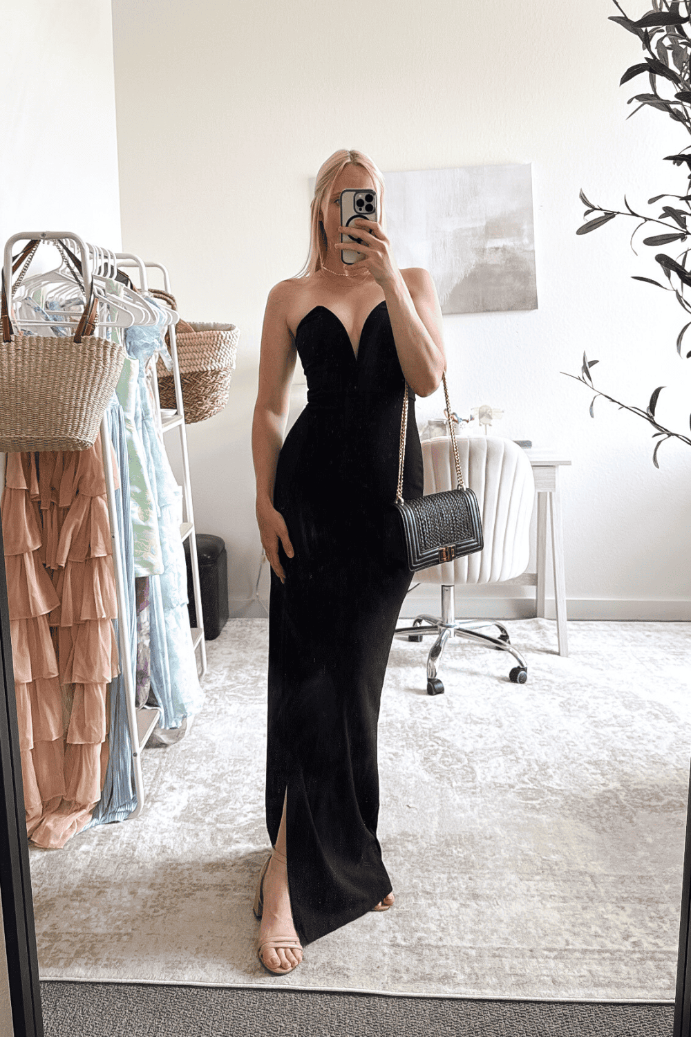 Black Tie Wedding Guest Dress Ideas: Formal Wedding Guide