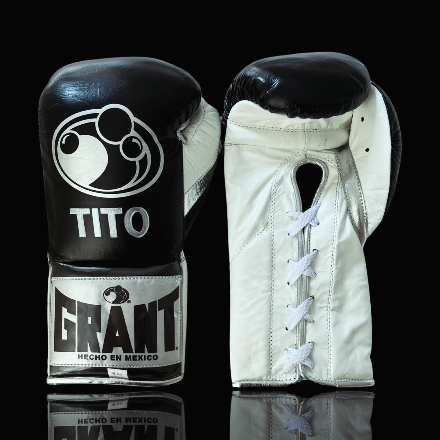 grant boxing gloves black/white/silver front view high quality lace up