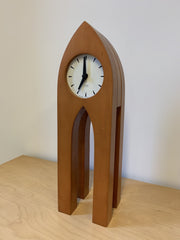 HENK HERES - KARLSSON - GOTISCHE HOUTEN KLOK