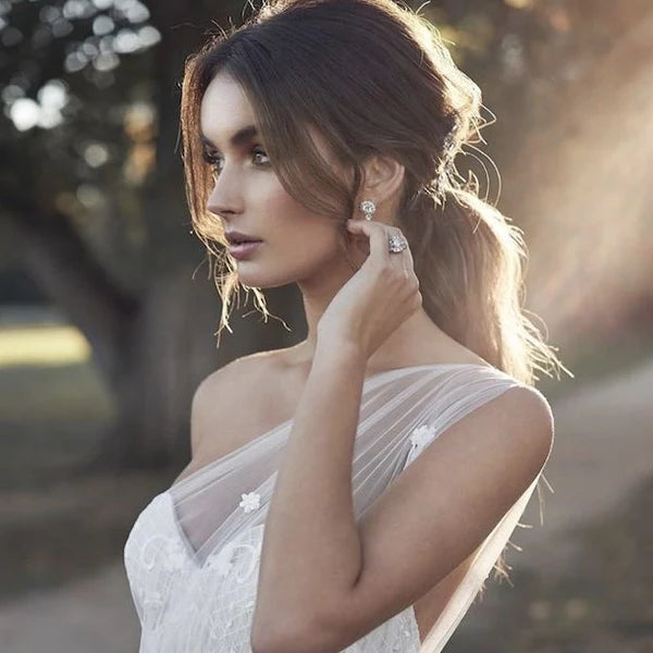 Top 10 best hairstyles for one-shoulder gowns – Laifen-US