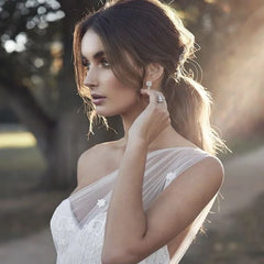 Top 10 best hairstyles for one-shoulder gowns – Laifen-US