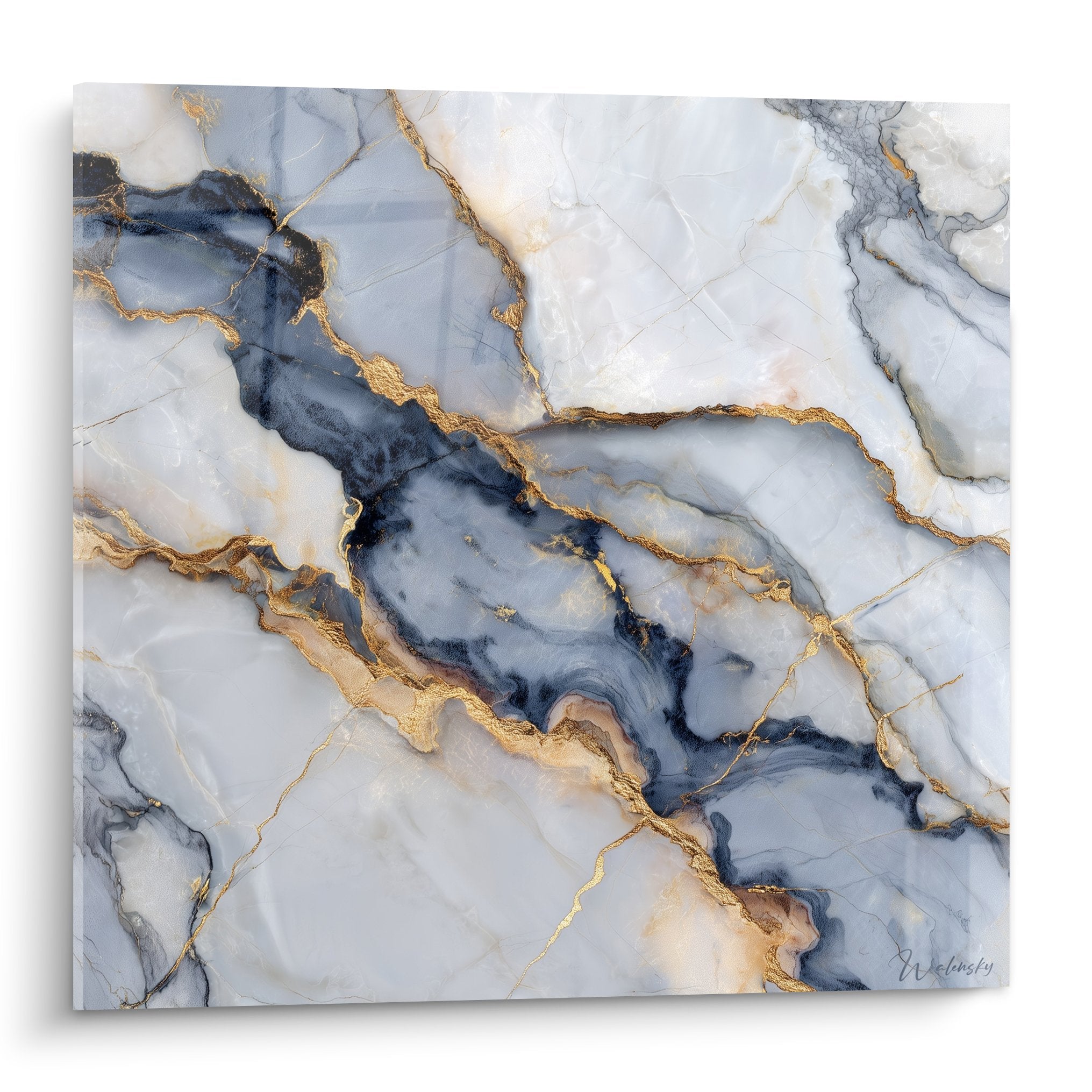 Tableau marbre abstrait aux veines dorées serpentant sur fond bleu ardoise et blanc nacré