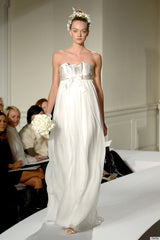 Oscar De La Renta's Wedding Dress Legacy Will Never Be Forgotten