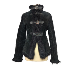 Manteau en cuir à sangles
