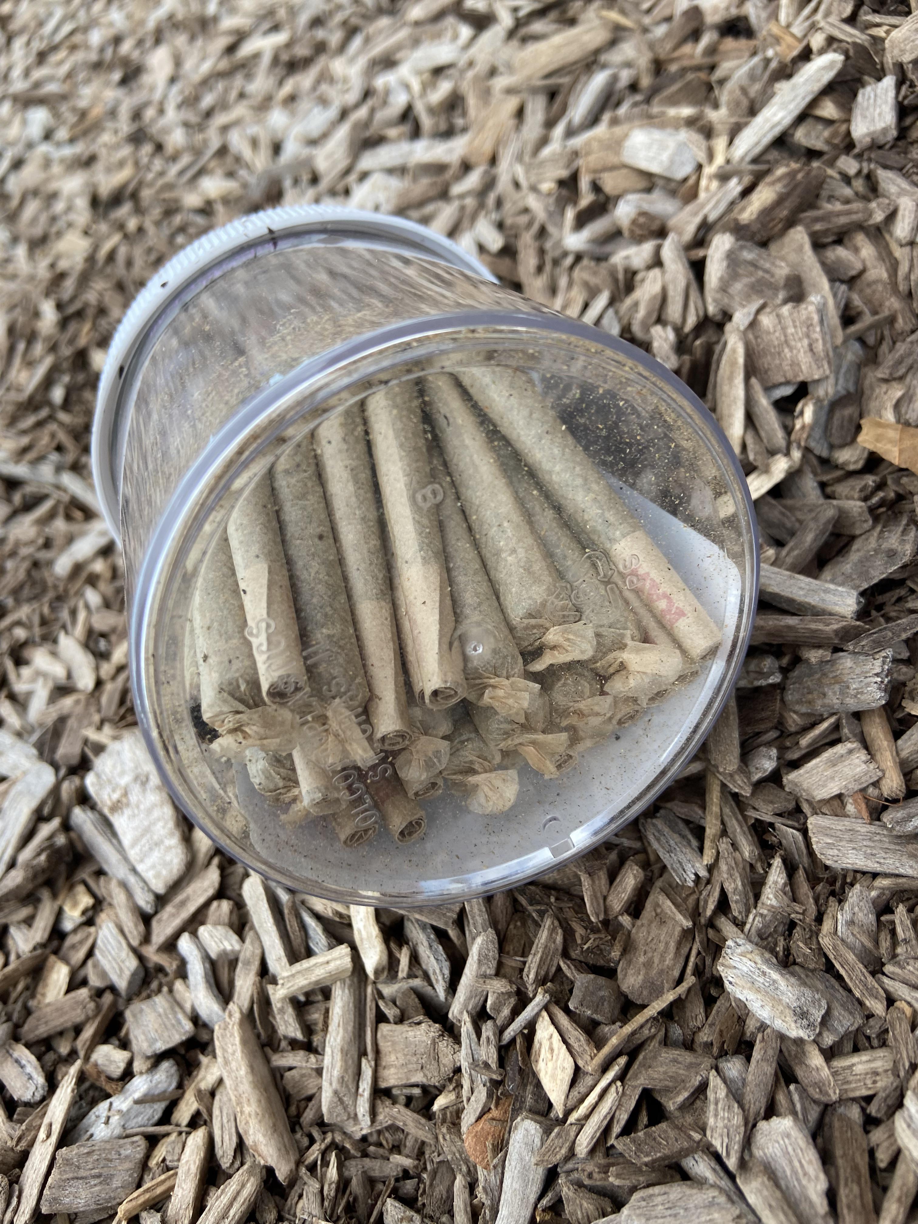 Whole bunch of pre-rolls found at the park, someone's evening got ruined. :  r/Wellthatsucks